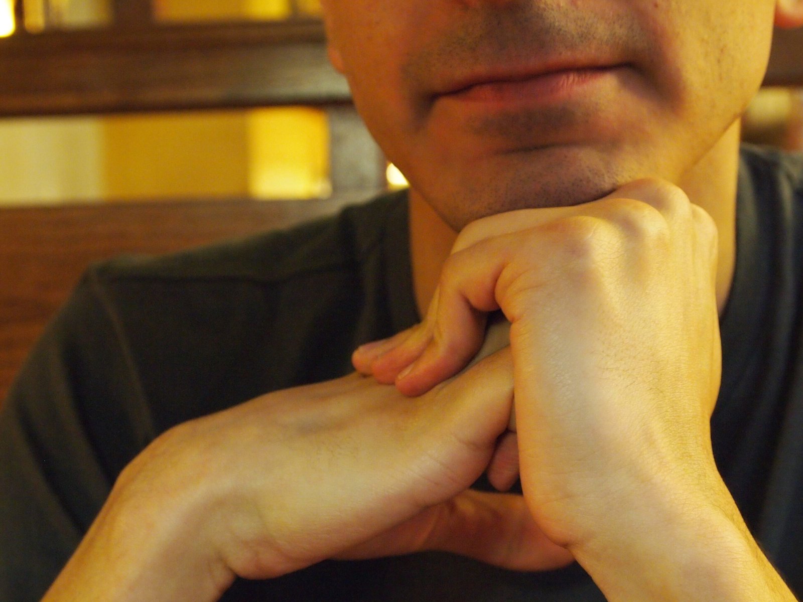10. Cracking Knuckles Causes Arthritis (image credits: wikimedia)