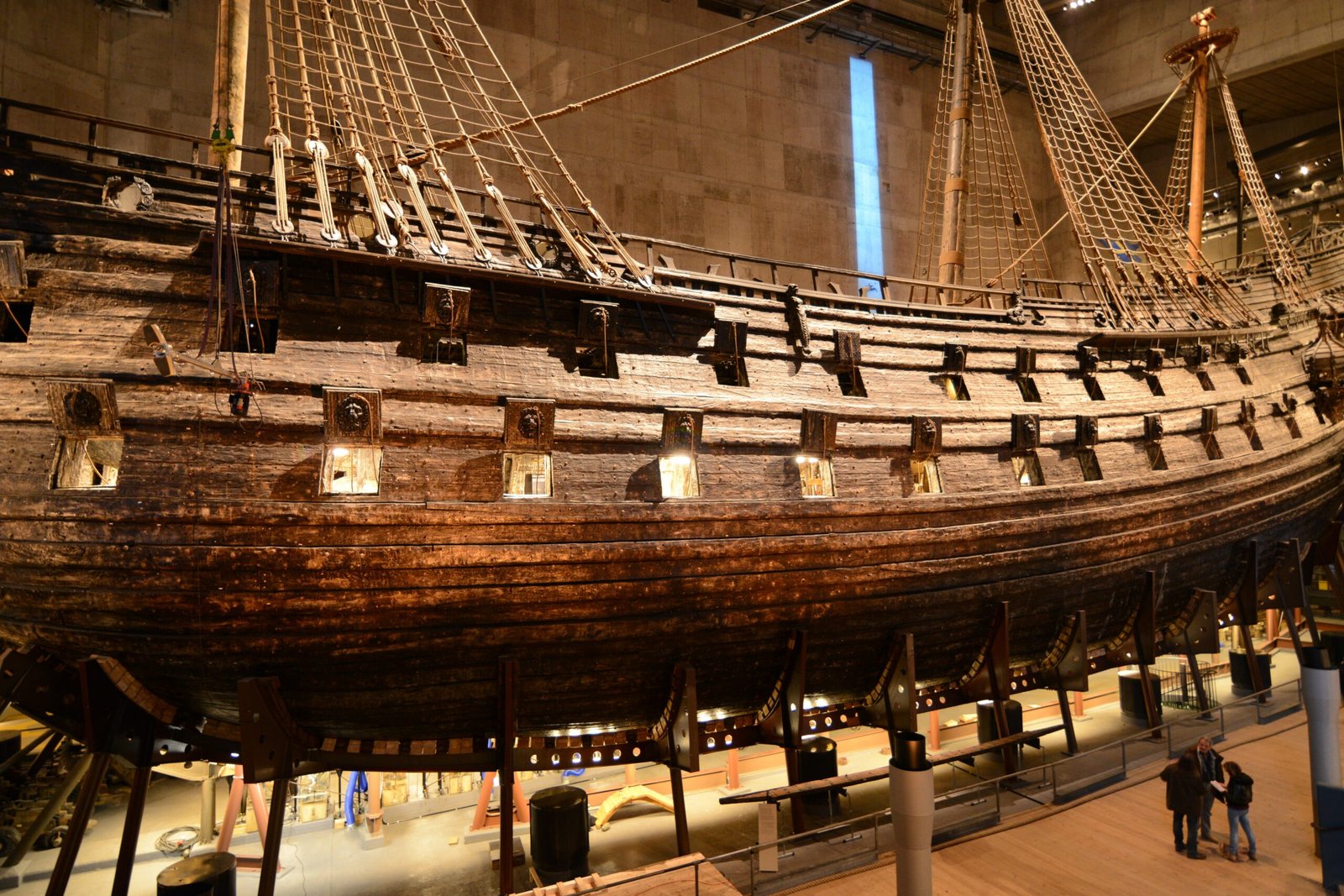 The Vasa Warship Sinks on Its First Voyage (1628, Sweden) (image credits: wikimedia)