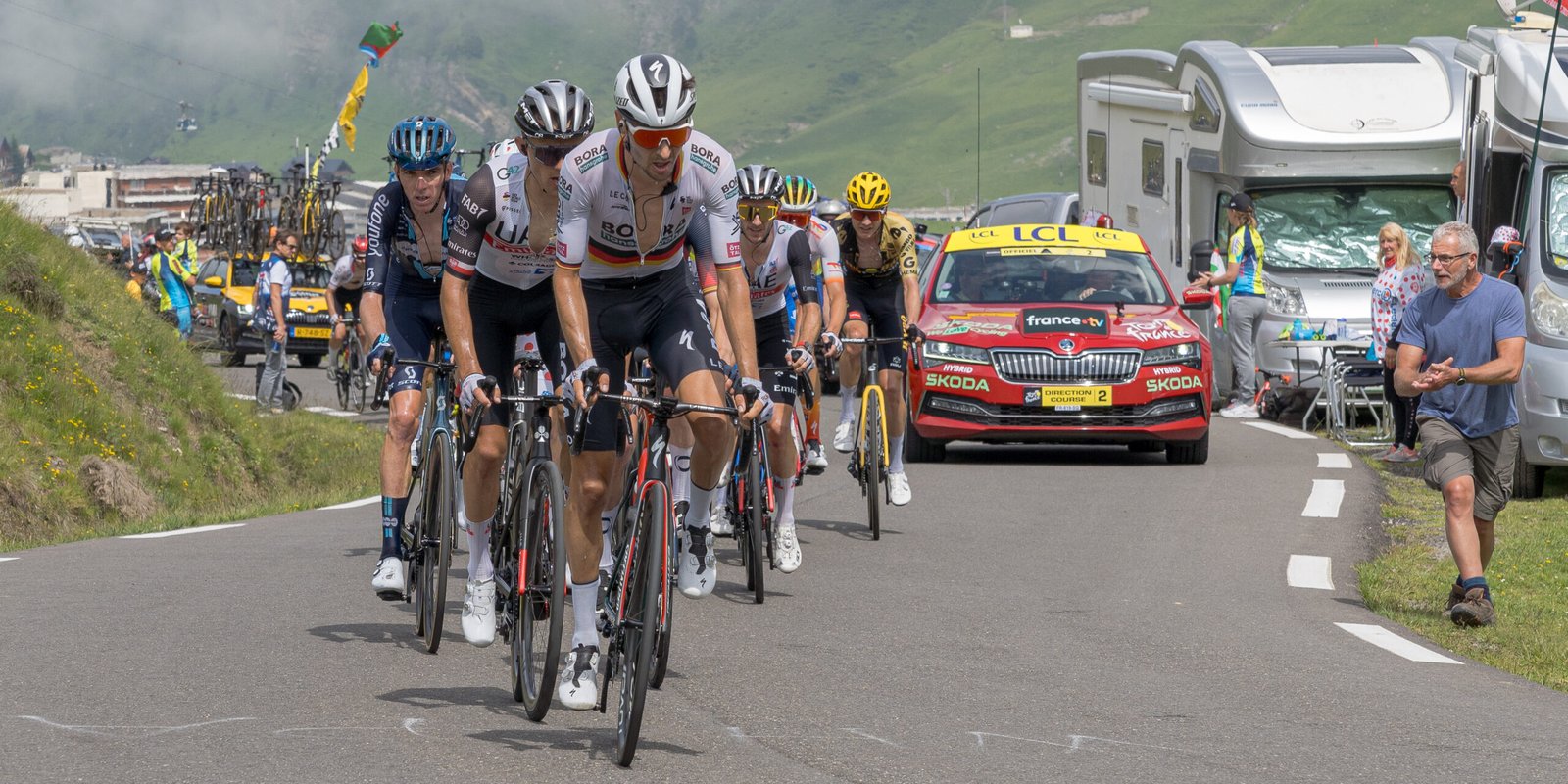 The Tour de France: Cycling's Ultimate Challenge (image credits: wikimedia)