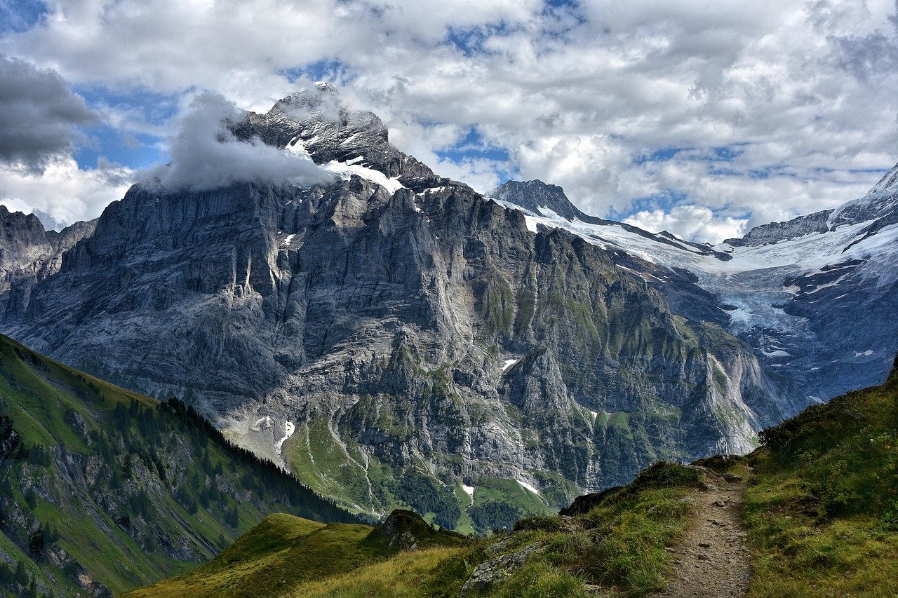8. Switzerland: Small Country, Big Innovations (image credits: pixabay)