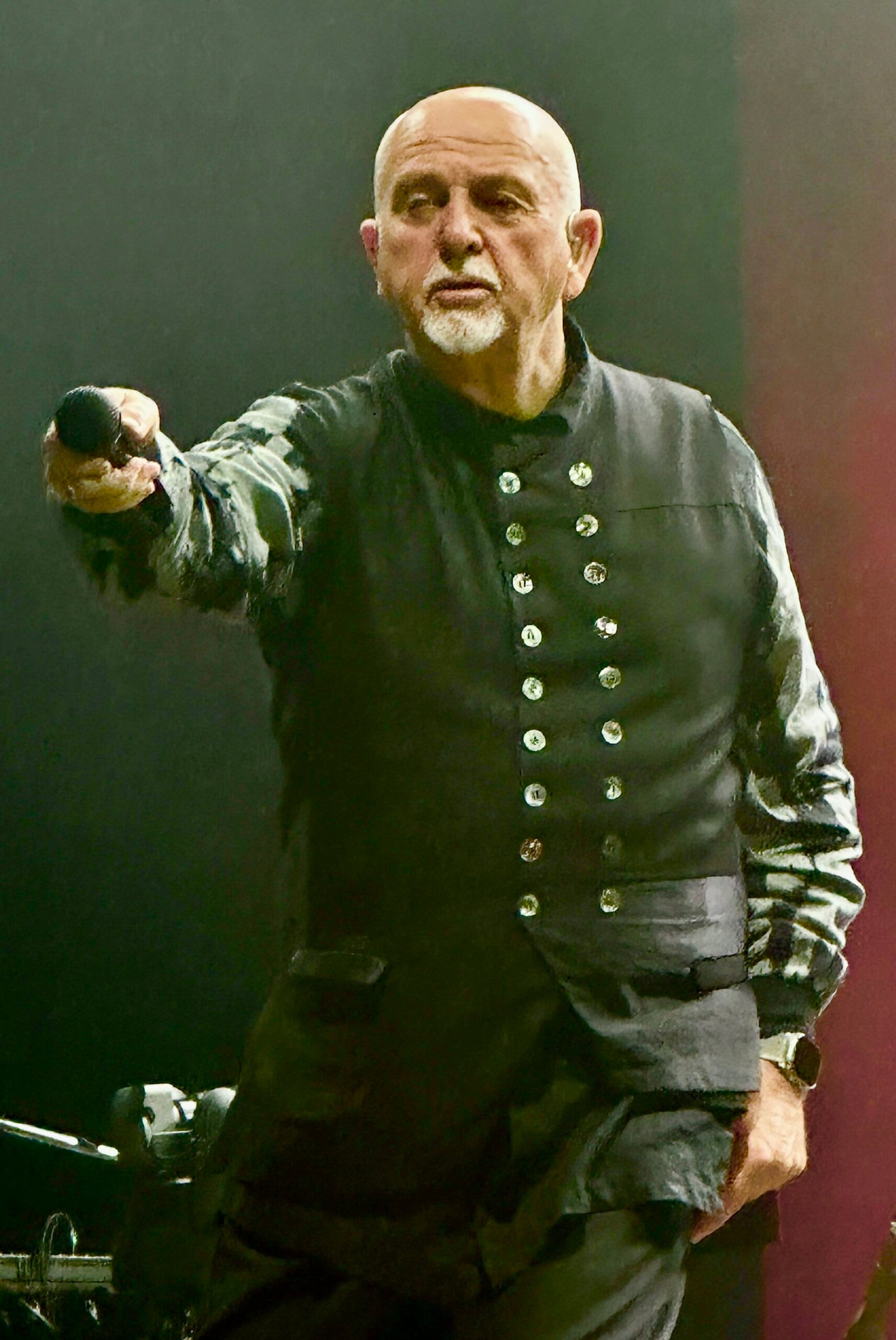 “Sledgehammer” – Peter Gabriel (image credits: wikimedia)
