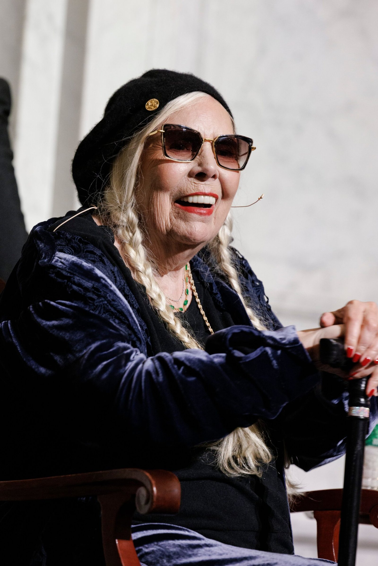 Joni Mitchell (image credits: wikimedia)