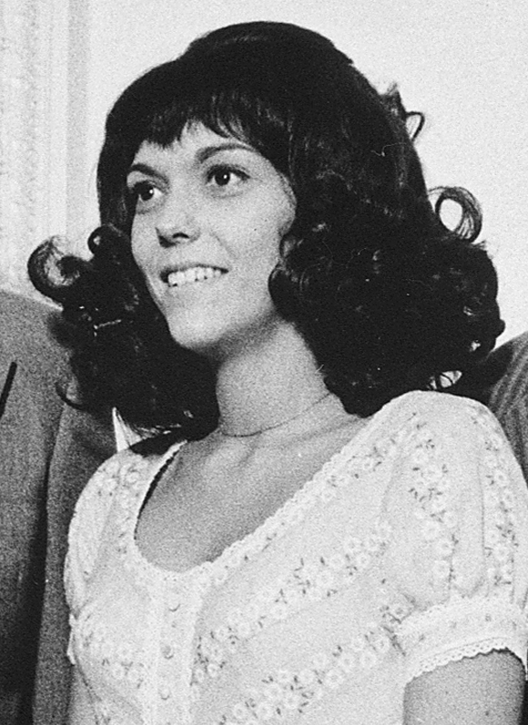 23. Karen Carpenter (image credits: wikimedia)