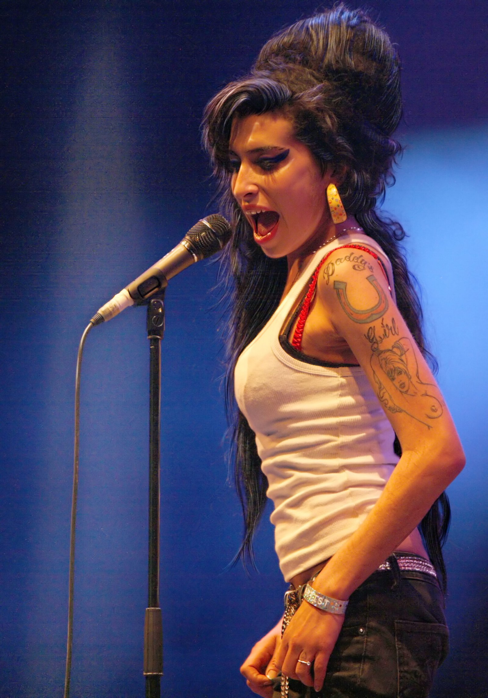 18. Amy Winehouse (image credits: wikimedia)