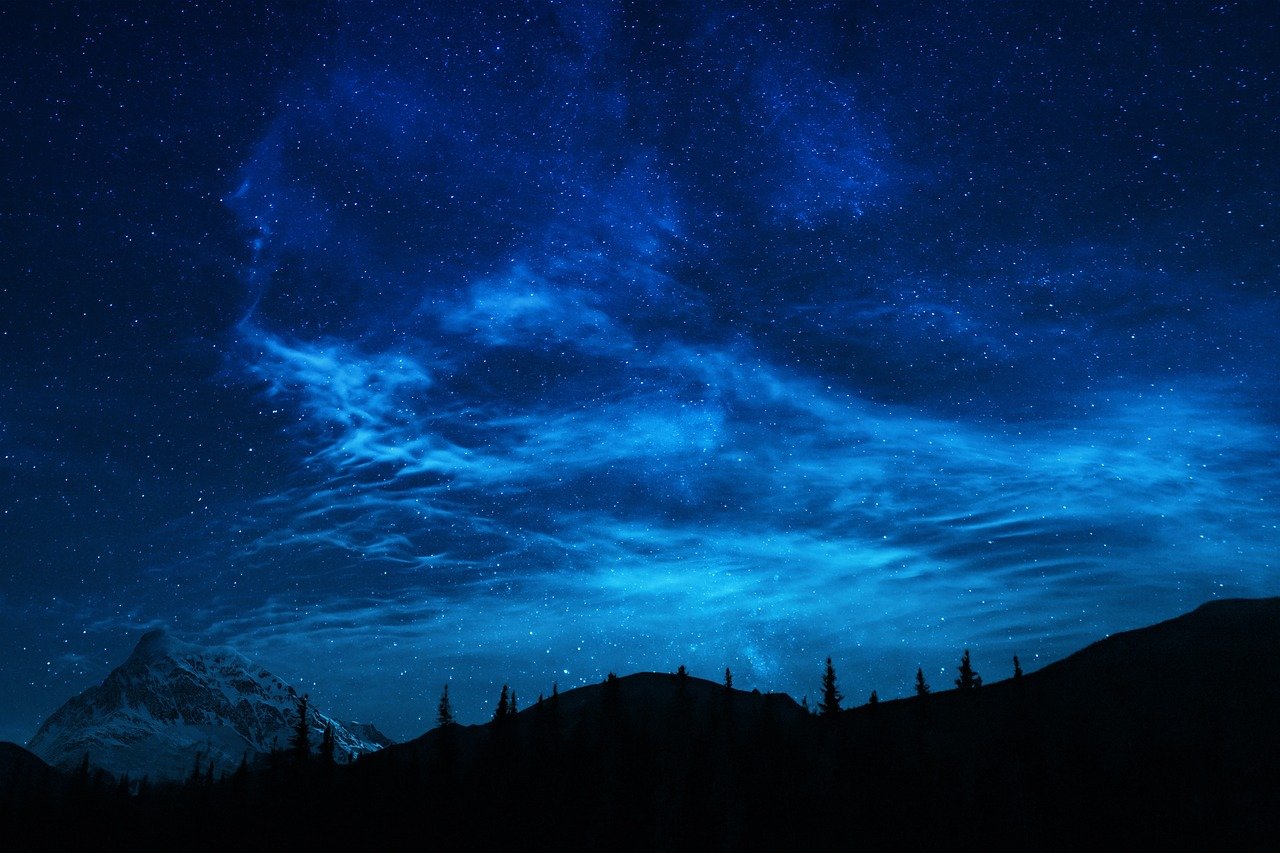 “The Night We Met” – Lord Huron (image credits: pixabay)