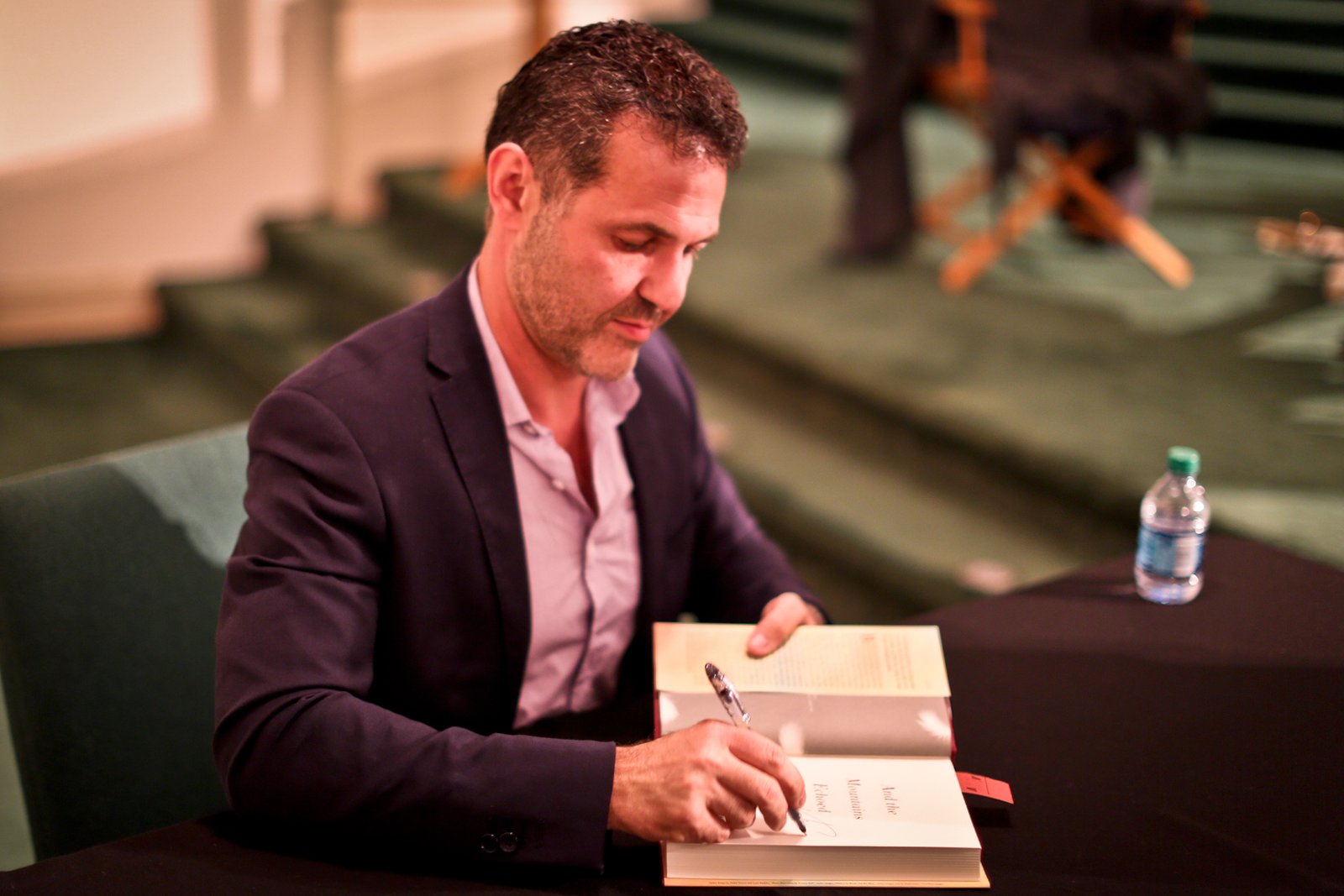 The Kite Runner – Khaled Hosseini (2003) (image credits: wikimedia)