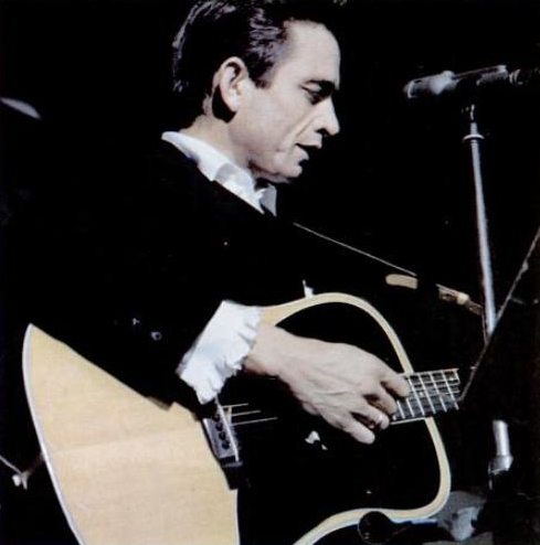 Johnny Cash – “Hurt” (image credits: wikimedia)
