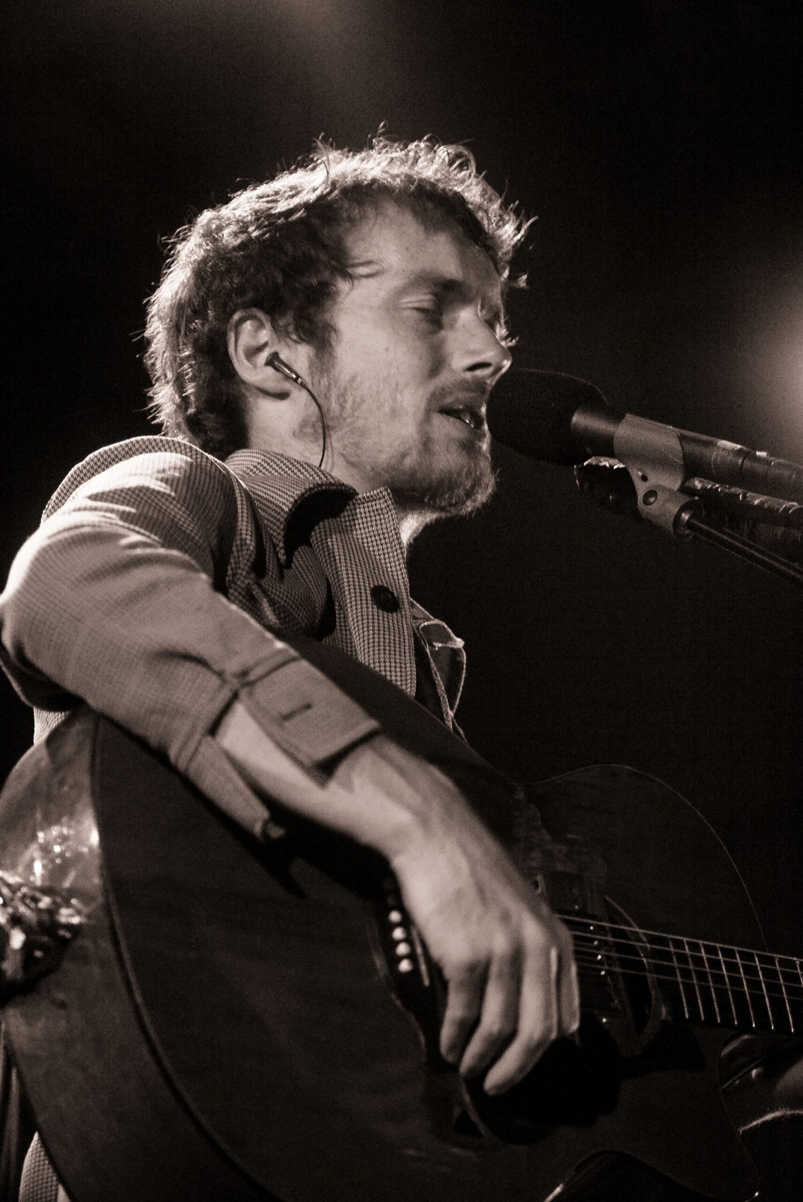 Damien Rice – “9 Crimes” (image credits: wikimedia)