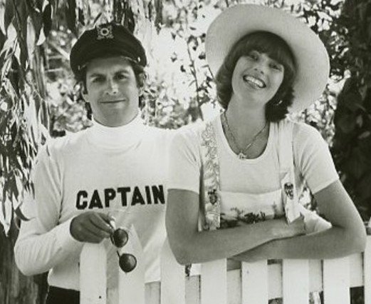 “Love Will Keep Us Together” – Captain & Tennille (image credits: wikimedia)