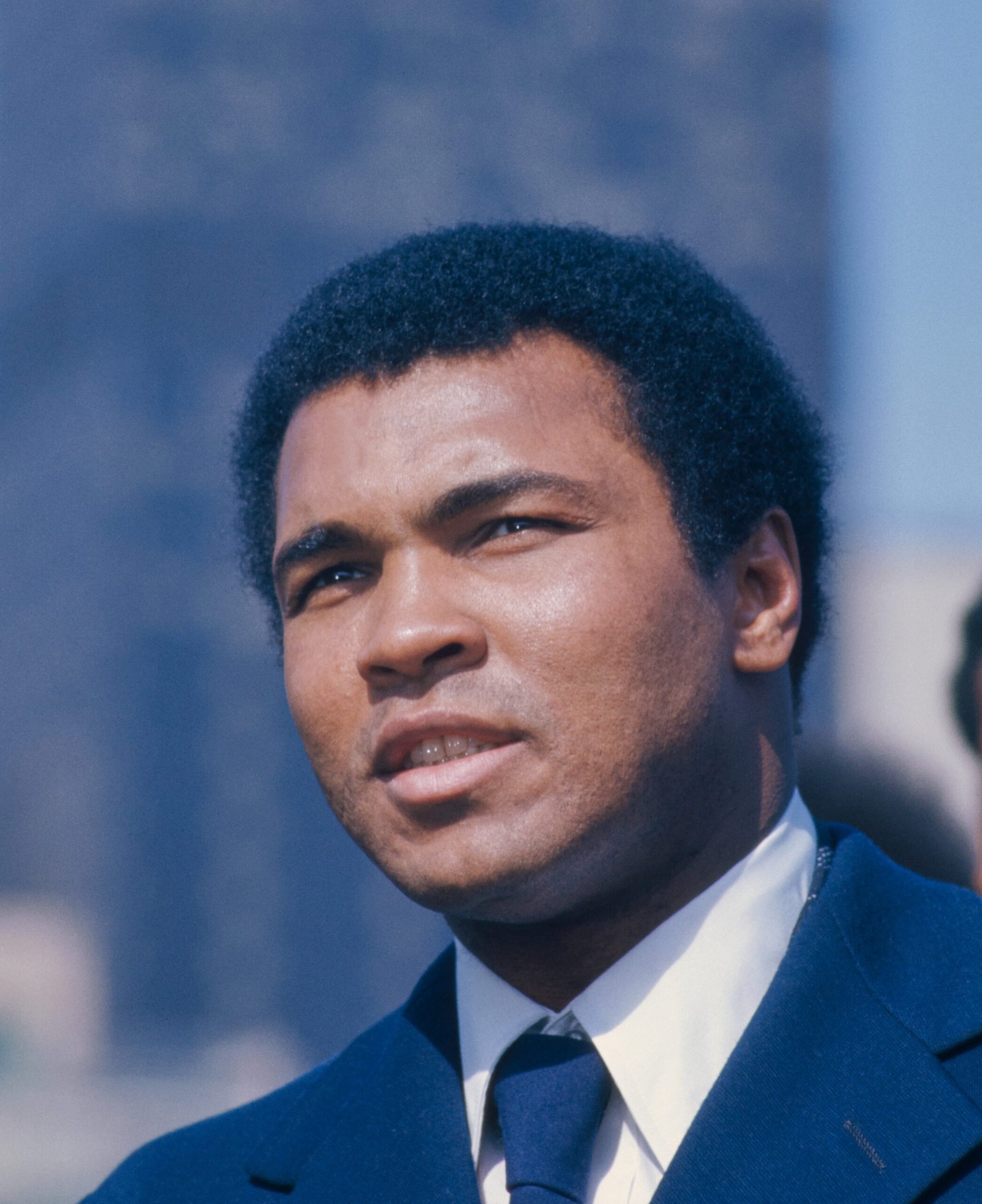 8. Muhammad Ali – The Champion Who Fought Beyond the Ring (image credits: wikimedia)