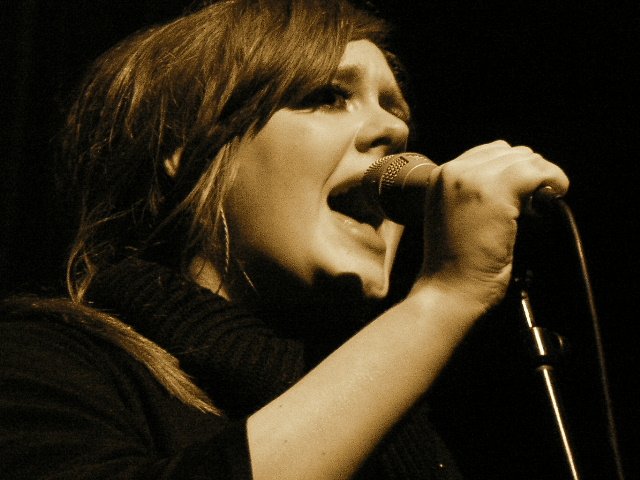 18. Adele: Reviving the Power Ballad (image credits: wikimedia)