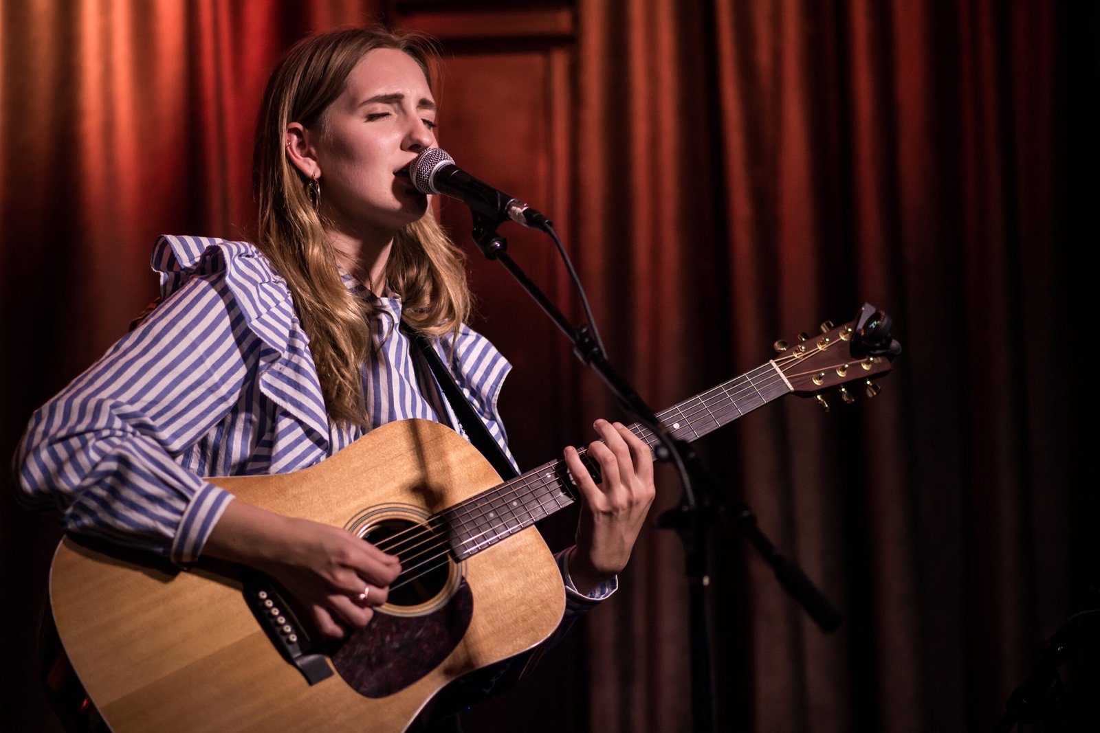 12. Madison Cunningham – The Folk Innovator (image credits: wikimedia)