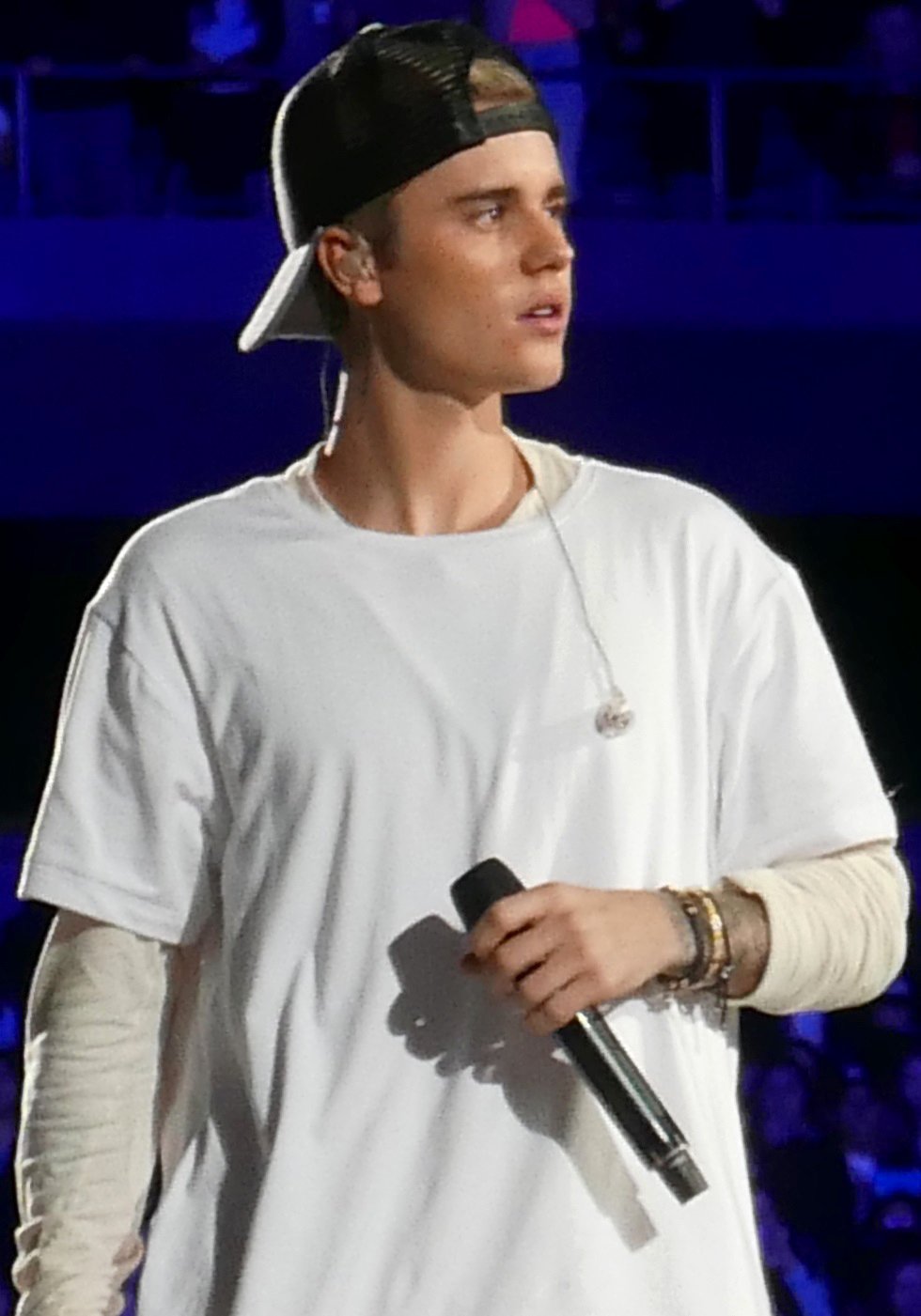 2. “Peaches” – Justin Bieber ft. Daniel Caesar, Giveon (image credits: wikimedia)
