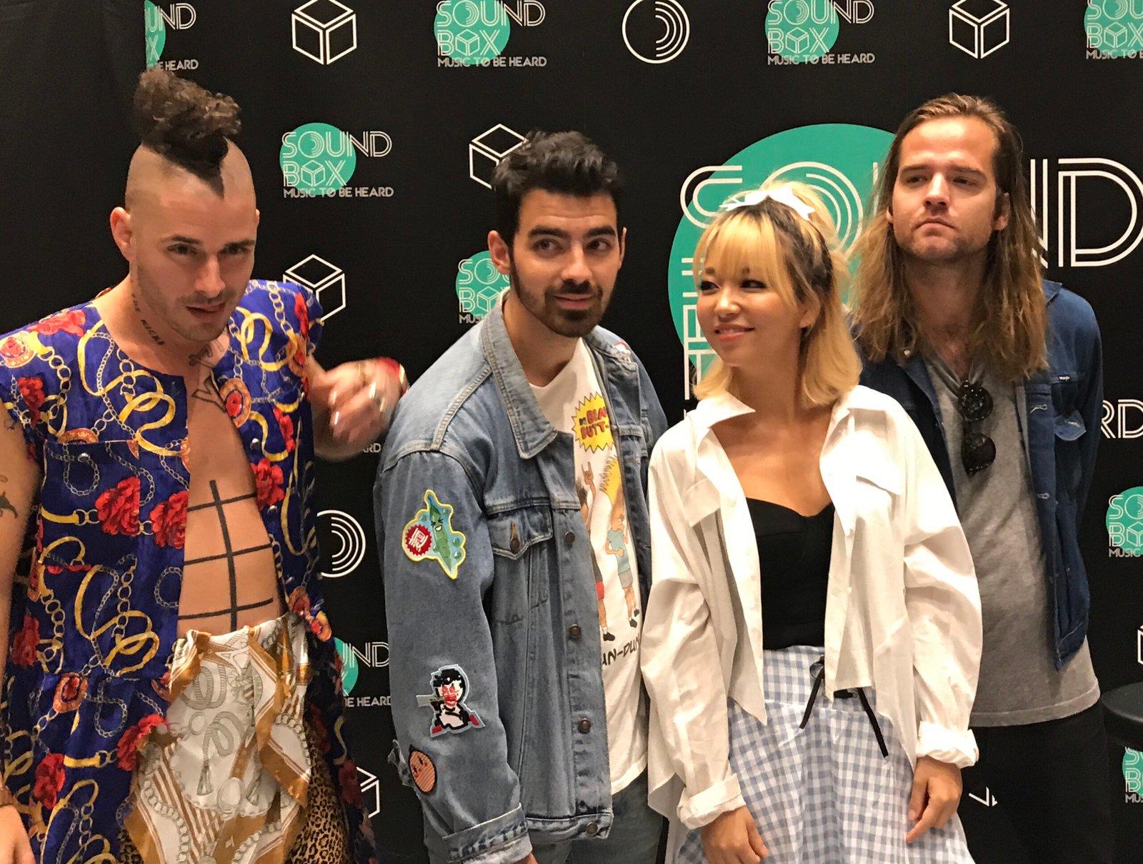 5. “Cake By the Ocean” – DNCE (image credits: wikimedia)