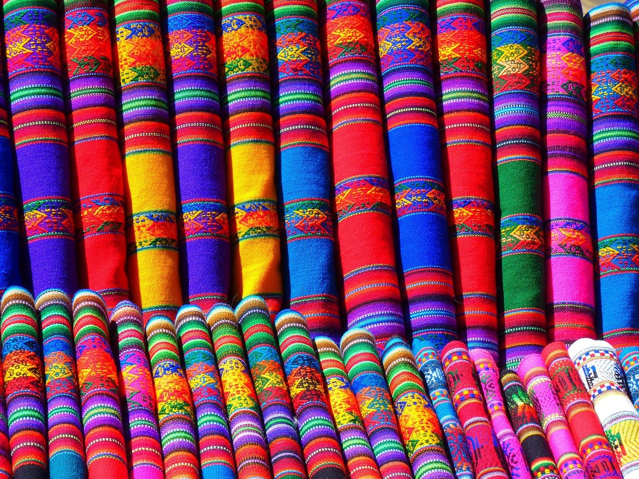 Shared Fashion and Textile Techniques (image credits: pixabay)