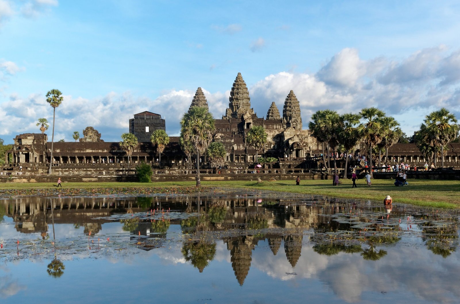 Angkor Wat – Originally Hindu, Later Converted to Buddhism (image credits: wikimedia)