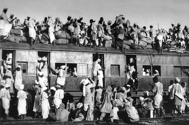 Partition of India Migrants: Walking Miles to Start Anew (image credits: wikimedia)