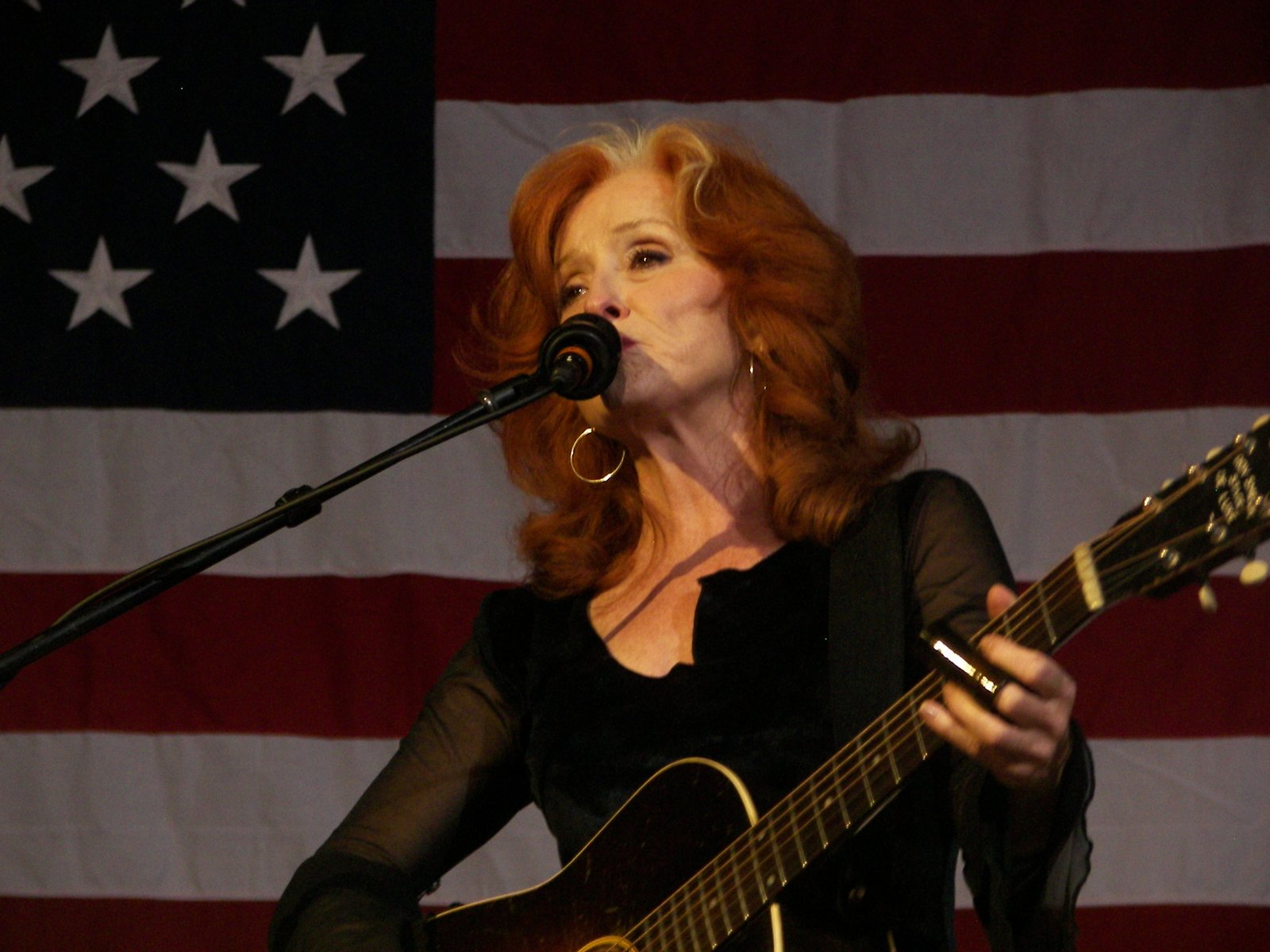 4. Bonnie Raitt – “I Can’t Make You Love Me” (image credits: wikimedia)