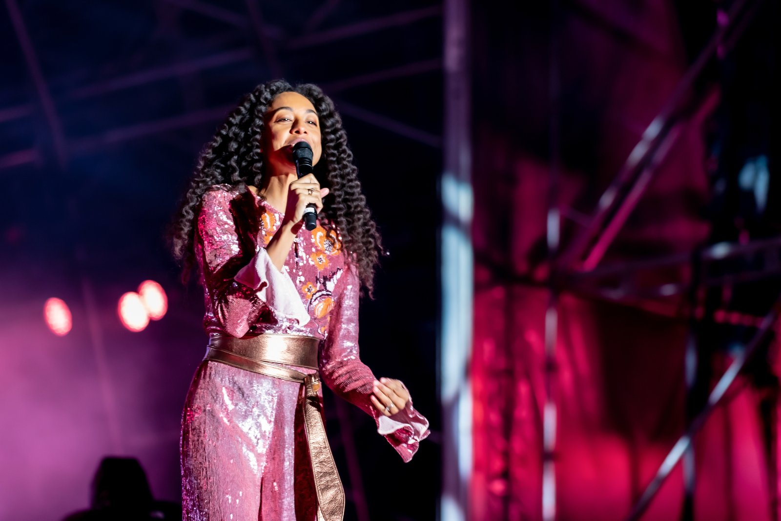 Corinne Bailey Rae – “Put Your Records On” (image credits: wikimedia)