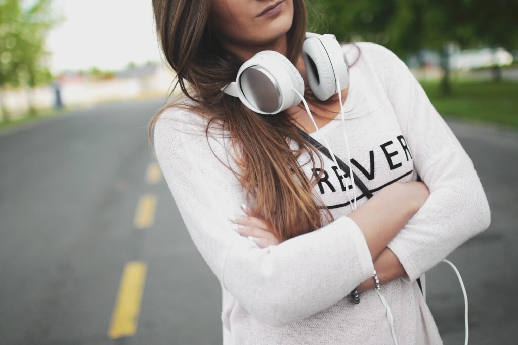 How Noise-Canceling Headphones Changed the Way We Experience Sound