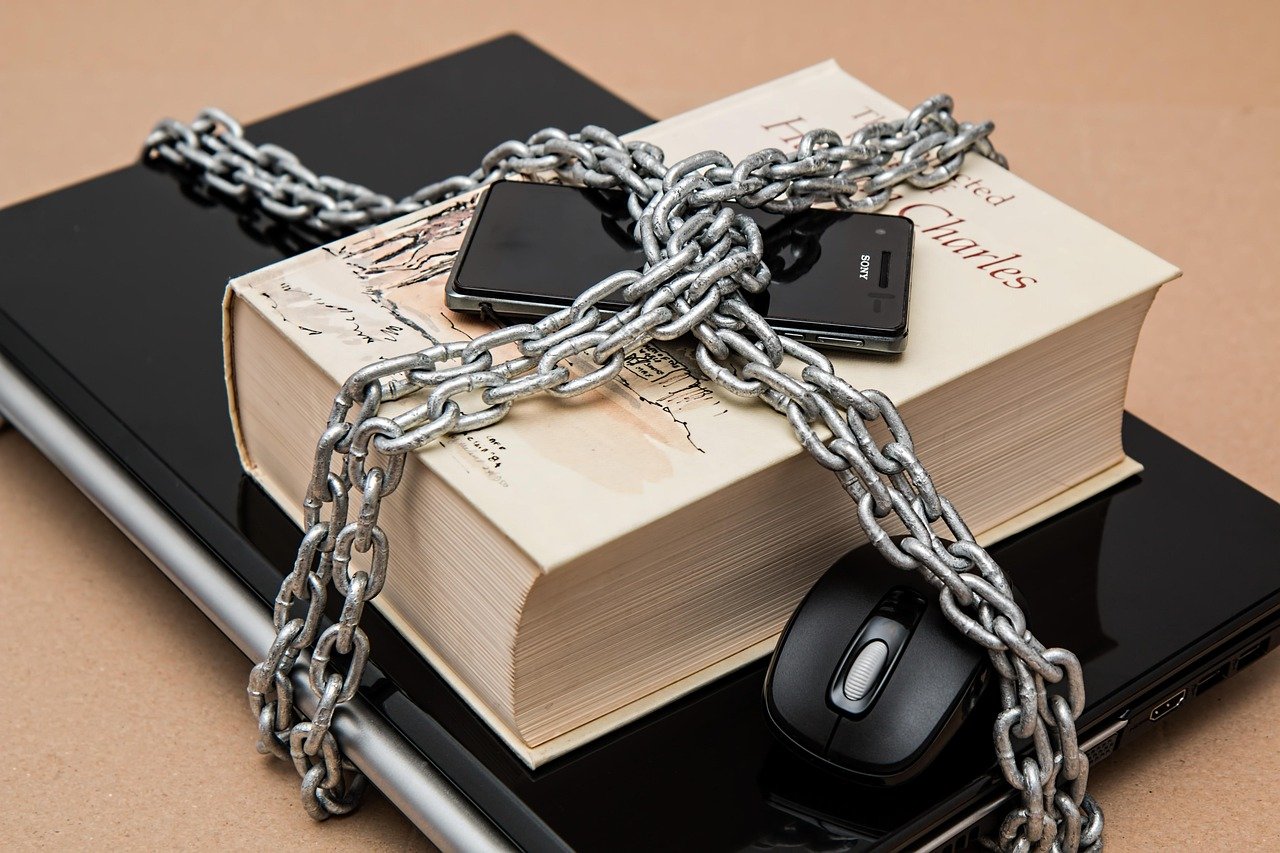 The Impact of Censorship on Literature (image credits: pixabay)