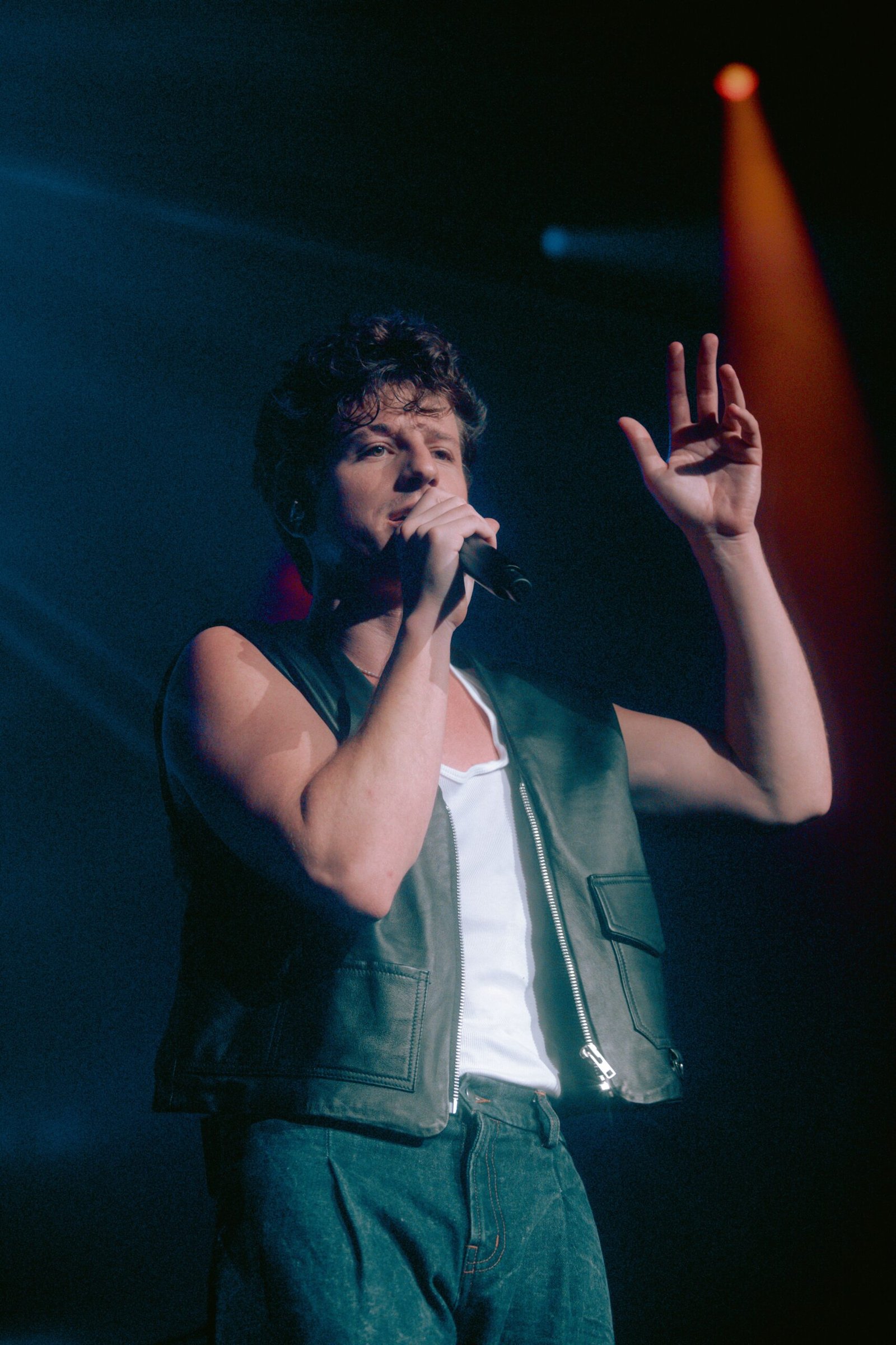 10. Charlie Puth (image credits: wikimedia)