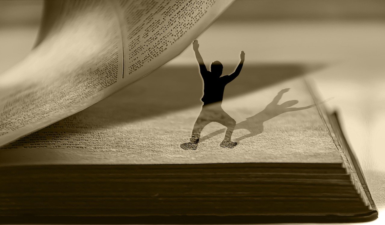 Man’s Search for Meaning – Viktor E. Frankl (image credits: pixabay)