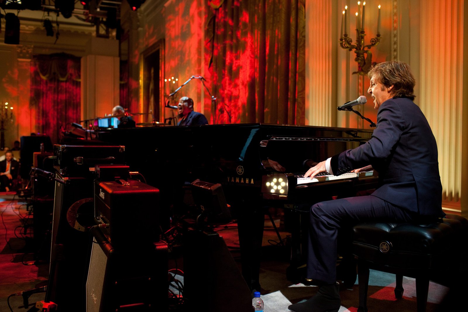 Paul McCartney – Rock Royalty at the White House (2010) (image credits: wikimedia)