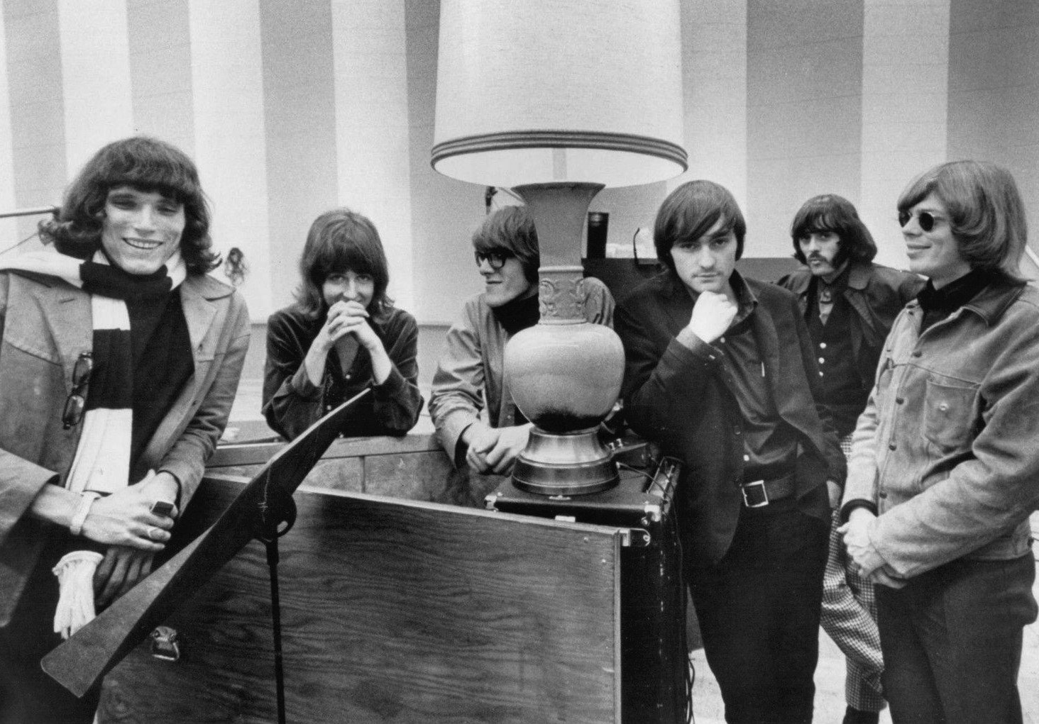 White Rabbit – Jefferson Airplane (image credits: wikimedia)