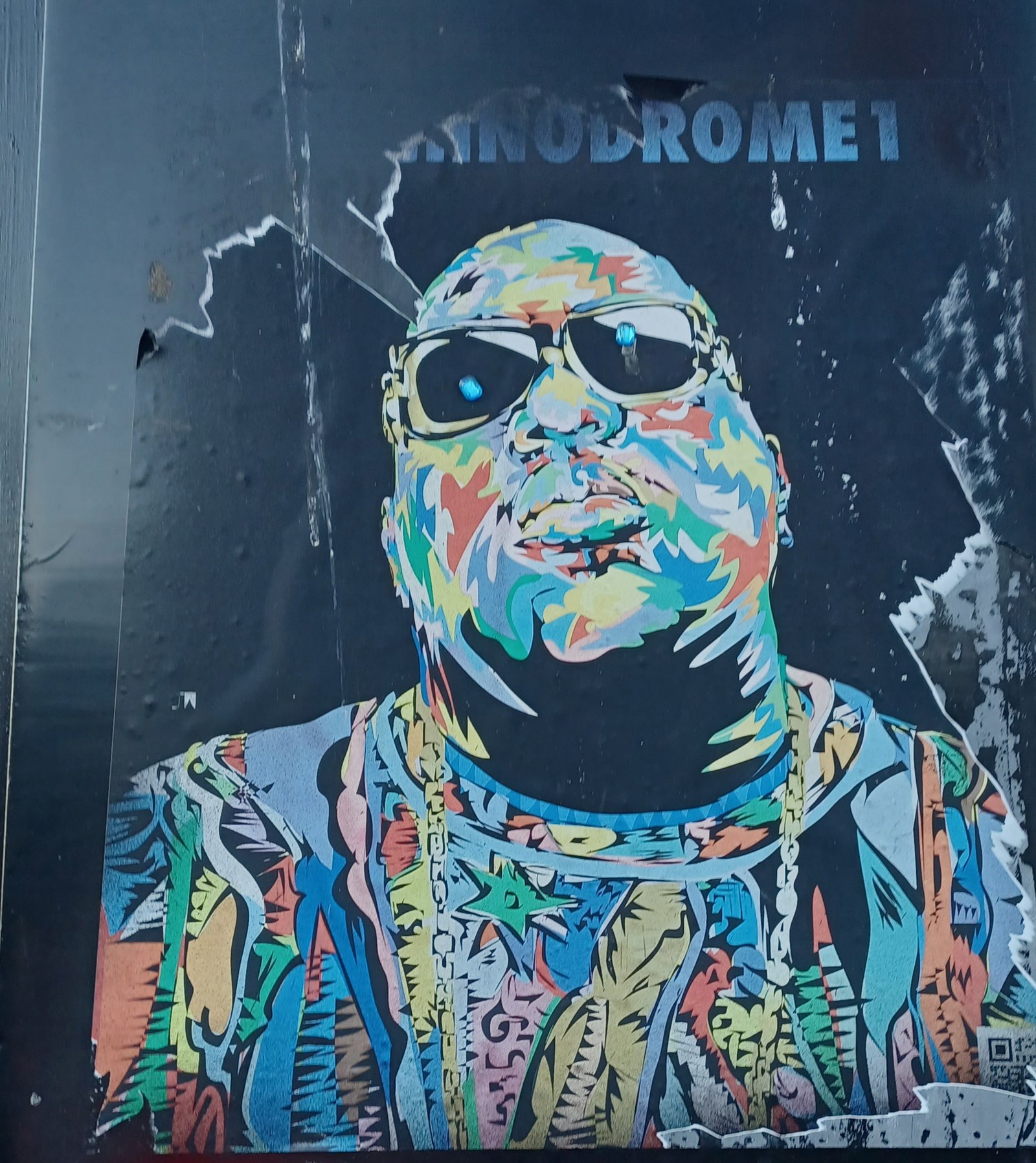 What 90s Rap Legend Famously Feuded with The Notorious B.I.G.? (image credits: wikimedia)
