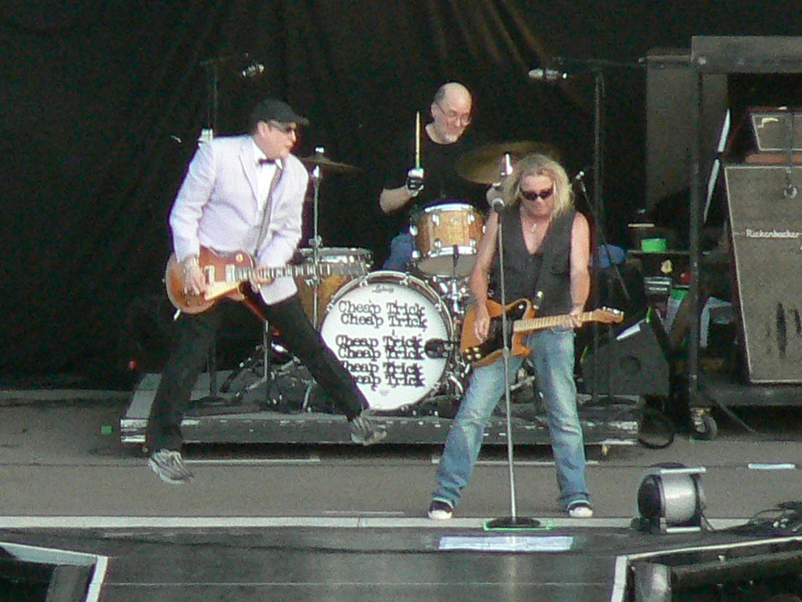 Cheap Trick – “At Budokan” (image credits: wikimedia)