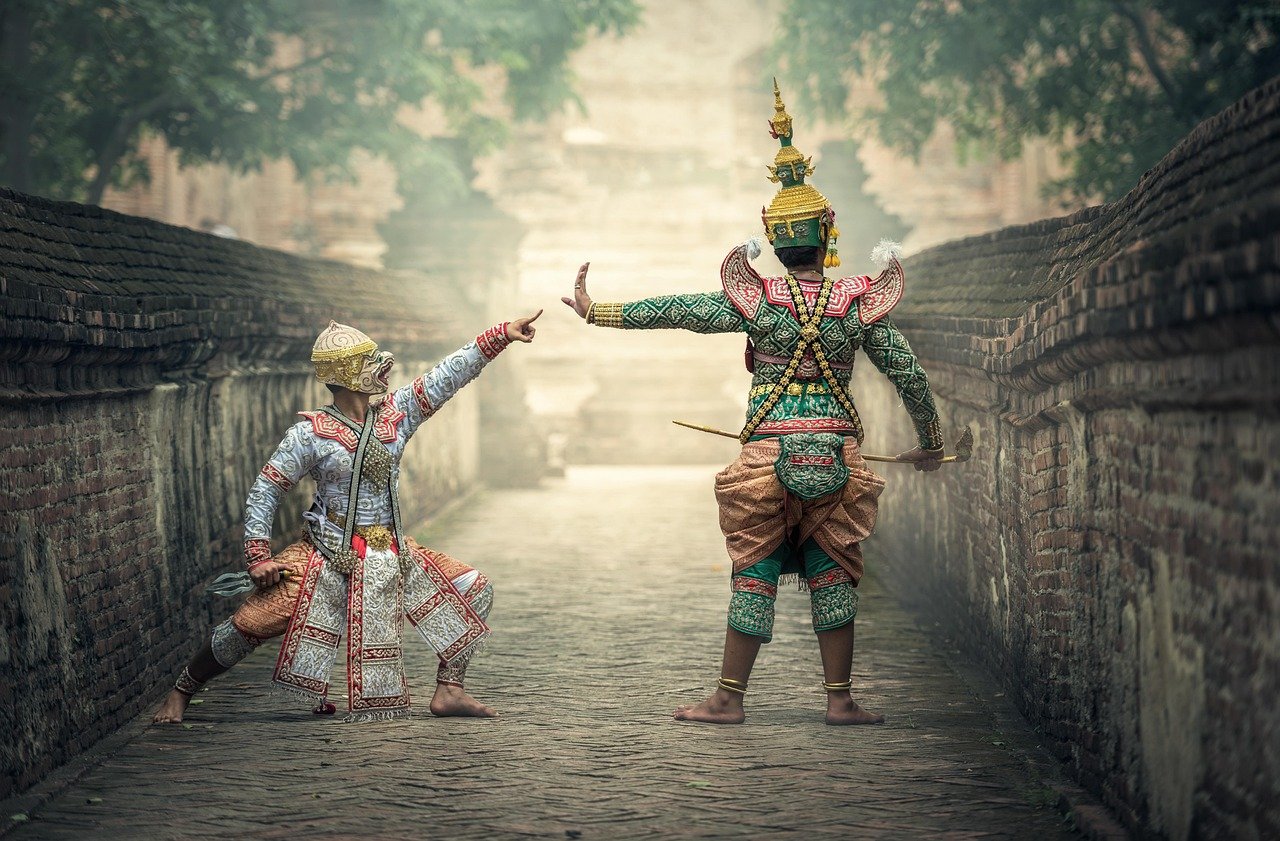 Media Influence: Stories That Rewrite History (image credits: pixabay)