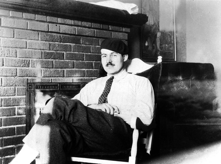 A Moveable Feast by Ernest Hemingway (image credits: wikimedia)