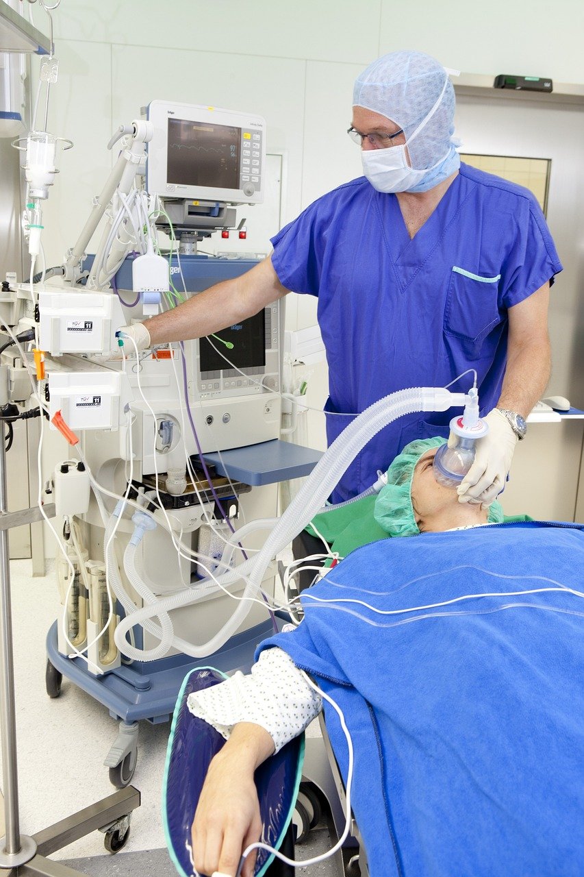 Anesthesia (Nitrous Oxide Use): Laughter Leading to Pain Relief (image credits: pixabay)