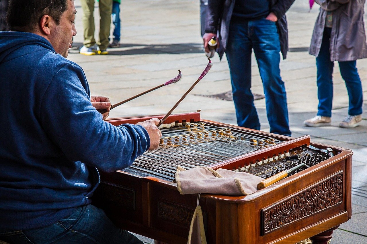 Cimbalom: The Hammered Heartbeat of Eastern Europe (image credits: pixabay)