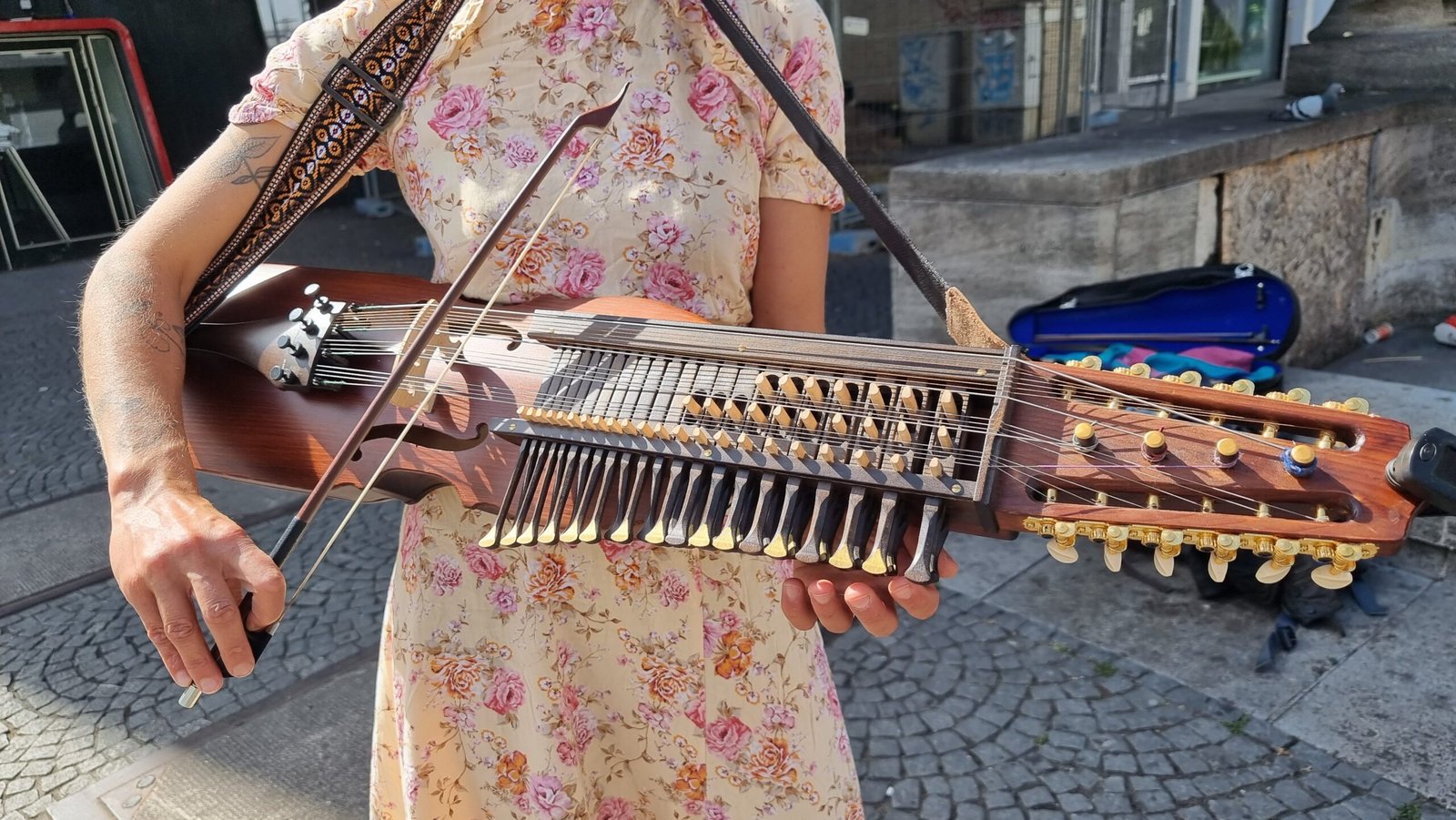 Nyckelharpa: Sweden’s Keyed Fiddle Returns (image credits: wikimedia)