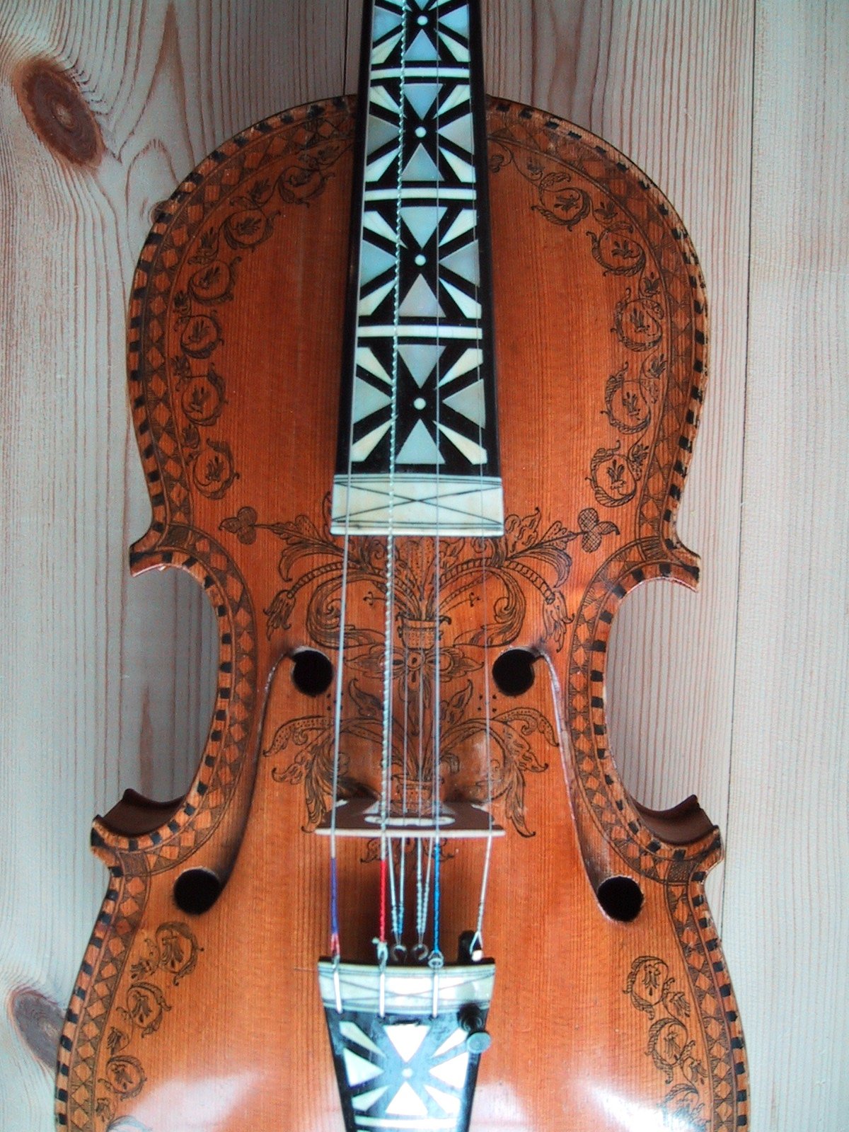 Hardanger Fiddle: Norway’s Resonant Treasure (image credits: wikimedia)