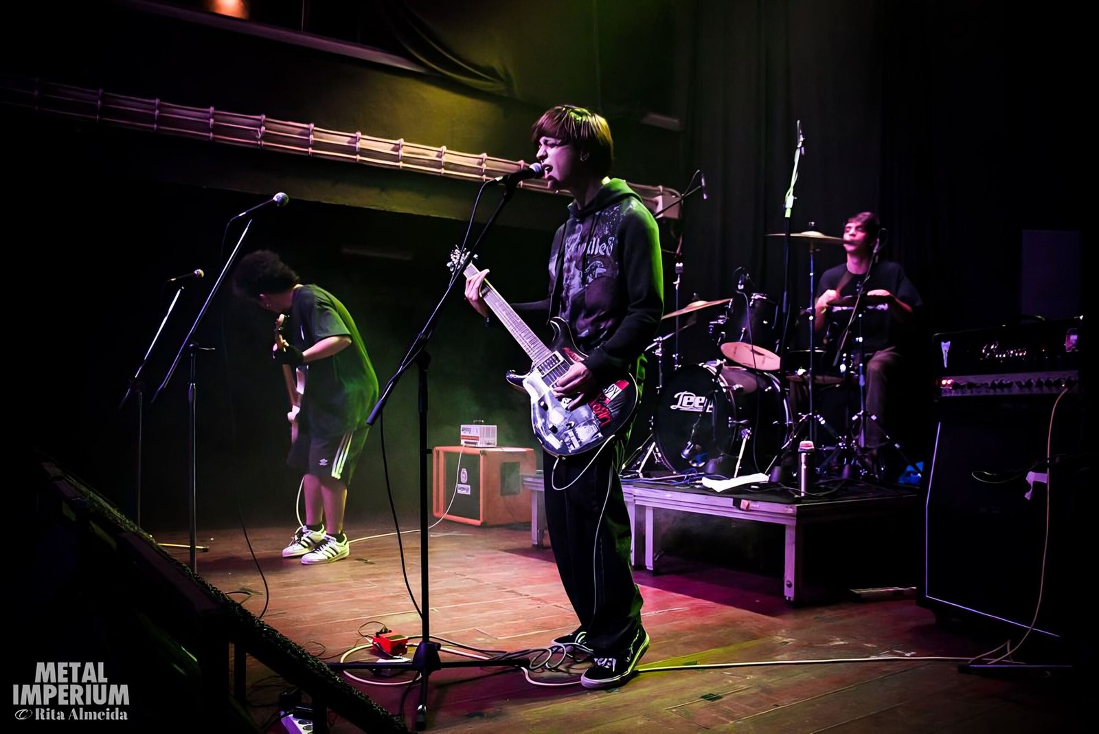Grunge (image credits: wikimedia)