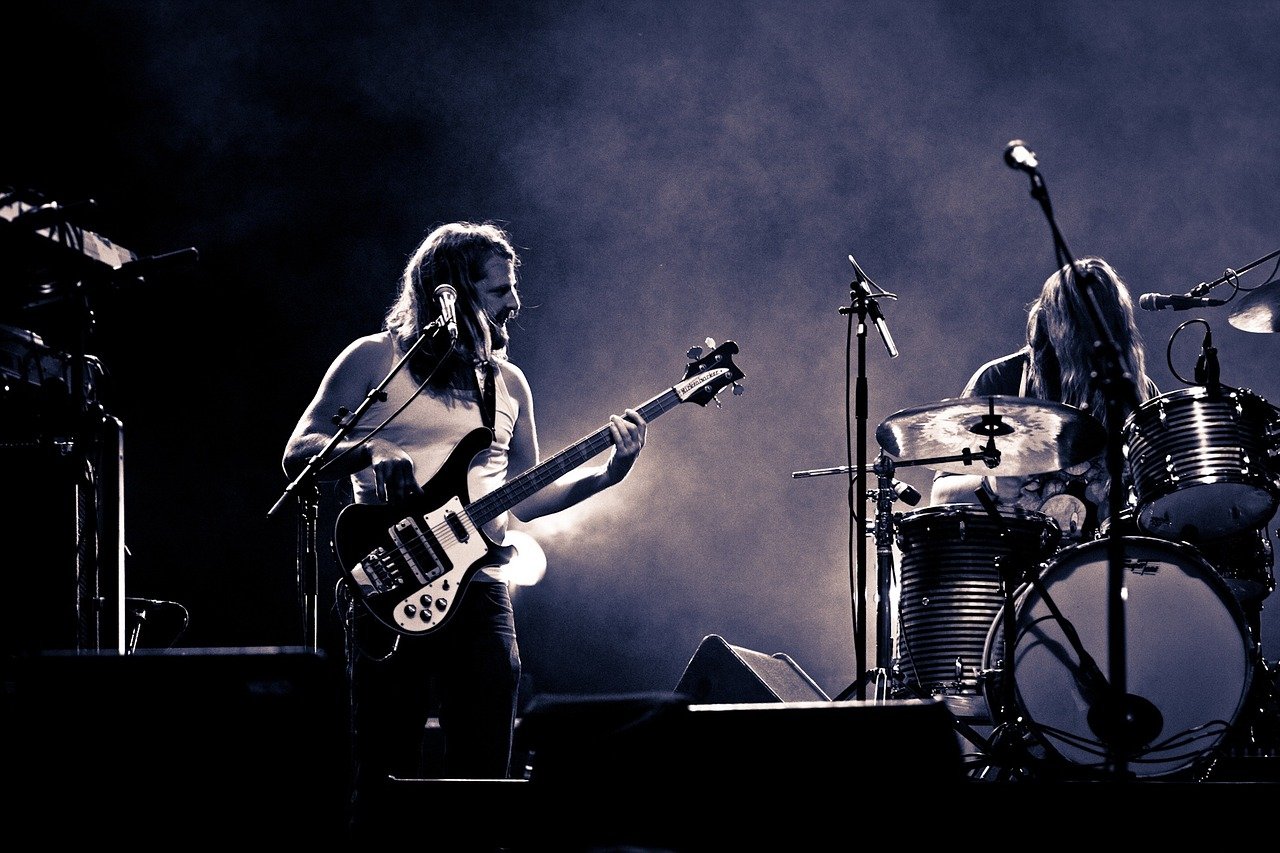 Band Chemistry (image credits: pixabay)