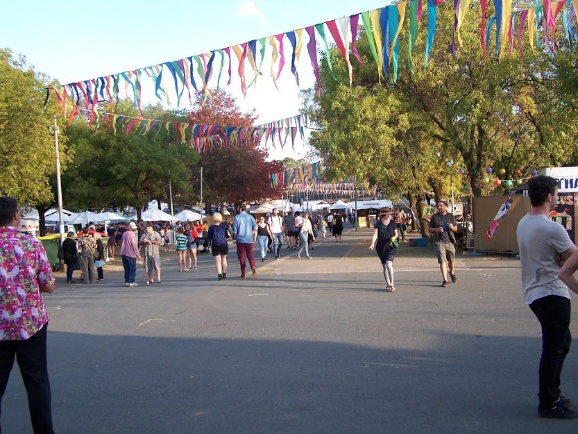 Woodford Folk Festival (Queensland, Australia) (image credits: wikimedia)