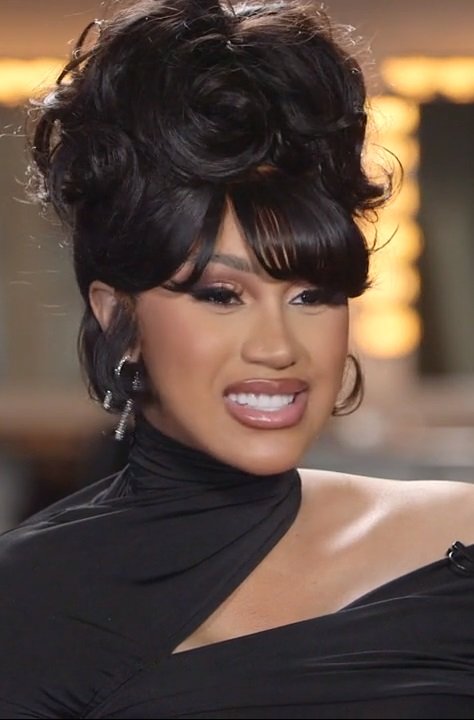 Cardi B: Love & Hip-Hop Star Turned Global Music Phenomenon (image credits: wikimedia)