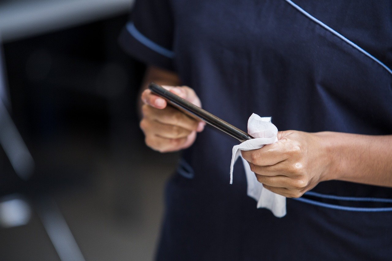 Bring Wet Wipes and Hand Sanitizer (image credits: pixabay)