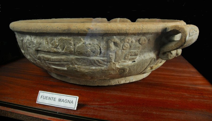 Fuente Magna Bowl (image credits: wikimedia)