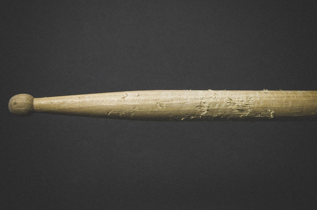 Drumsticks Thrown to the Crowd – Keith Moon of The Who (image credits: pixabay)