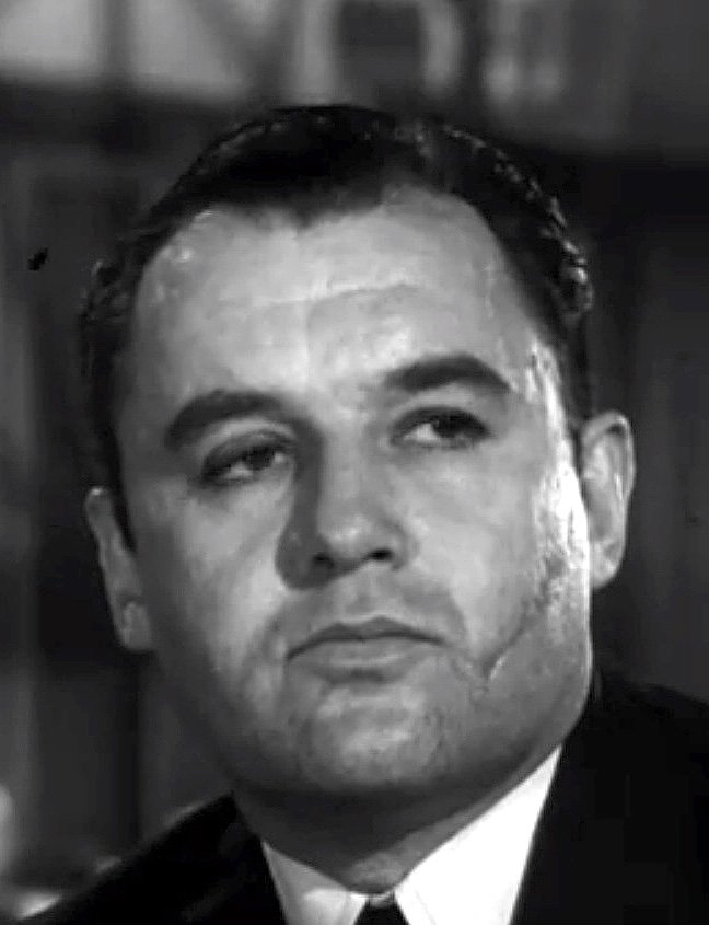 Rod Steiger in “The Shoes of the Fisherman” (1968) (image credits: wikimedia)