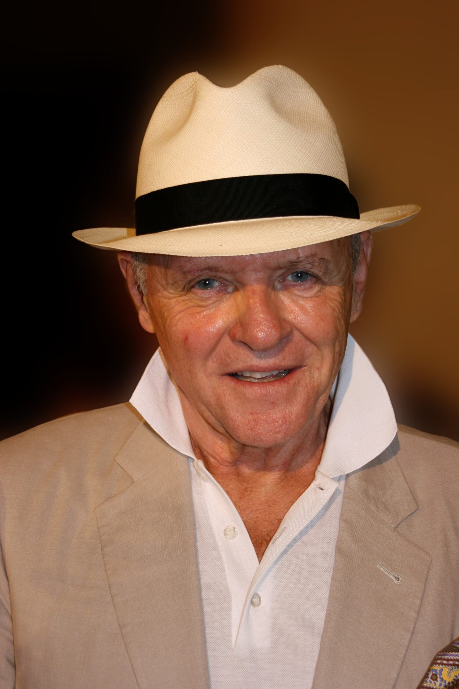 Anthony Hopkins: The Voice of Authority (image credits: wikimedia)