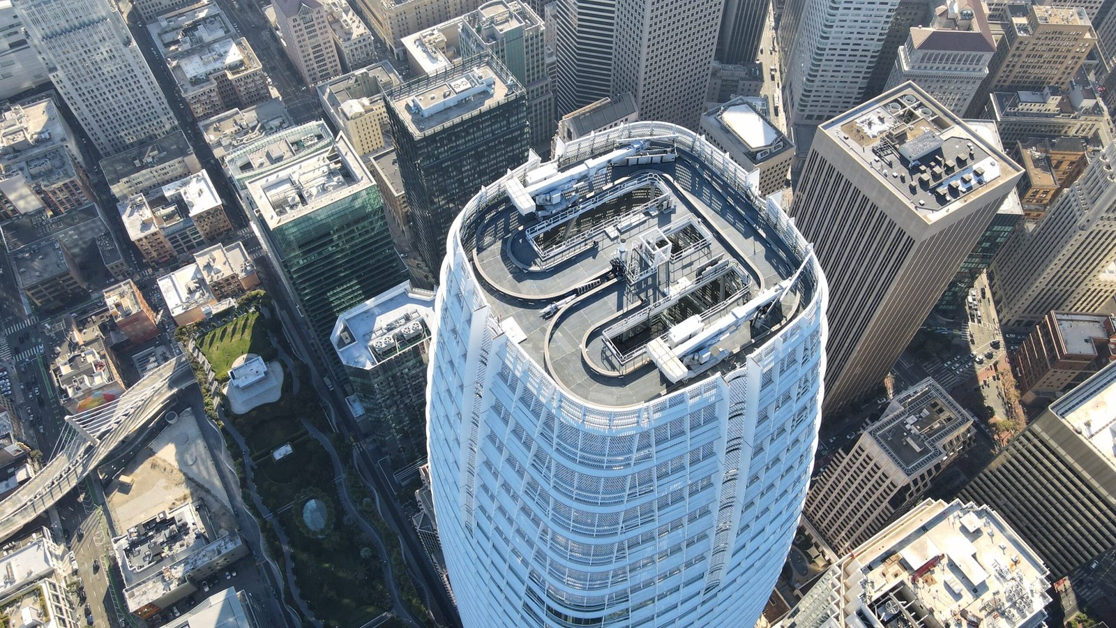 Salesforce’s Takeover of Slack: Reimagining How Teams Work (image credits: wikimedia)