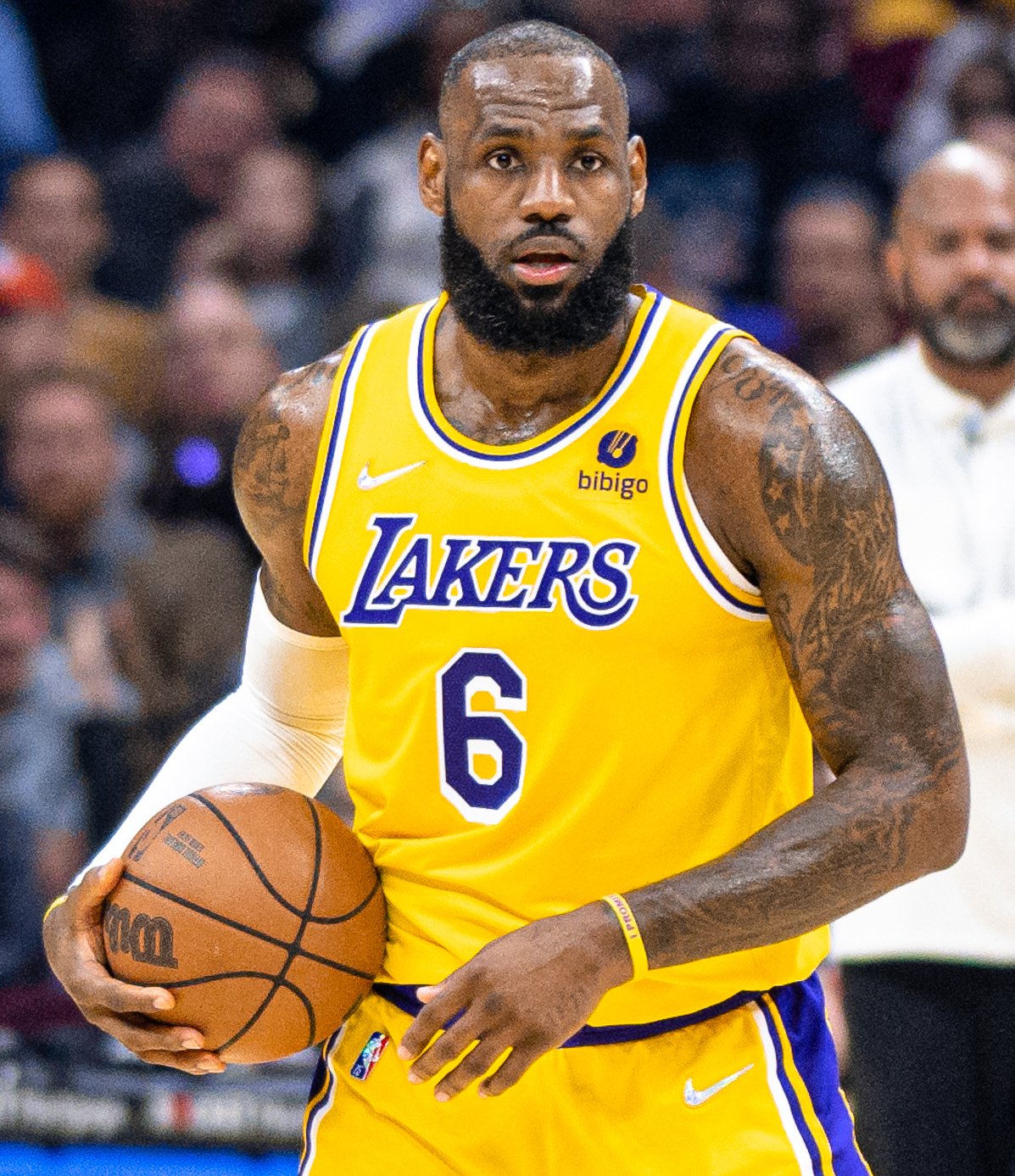 LeBron James: King of the Hardwood (image credits: wikimedia)