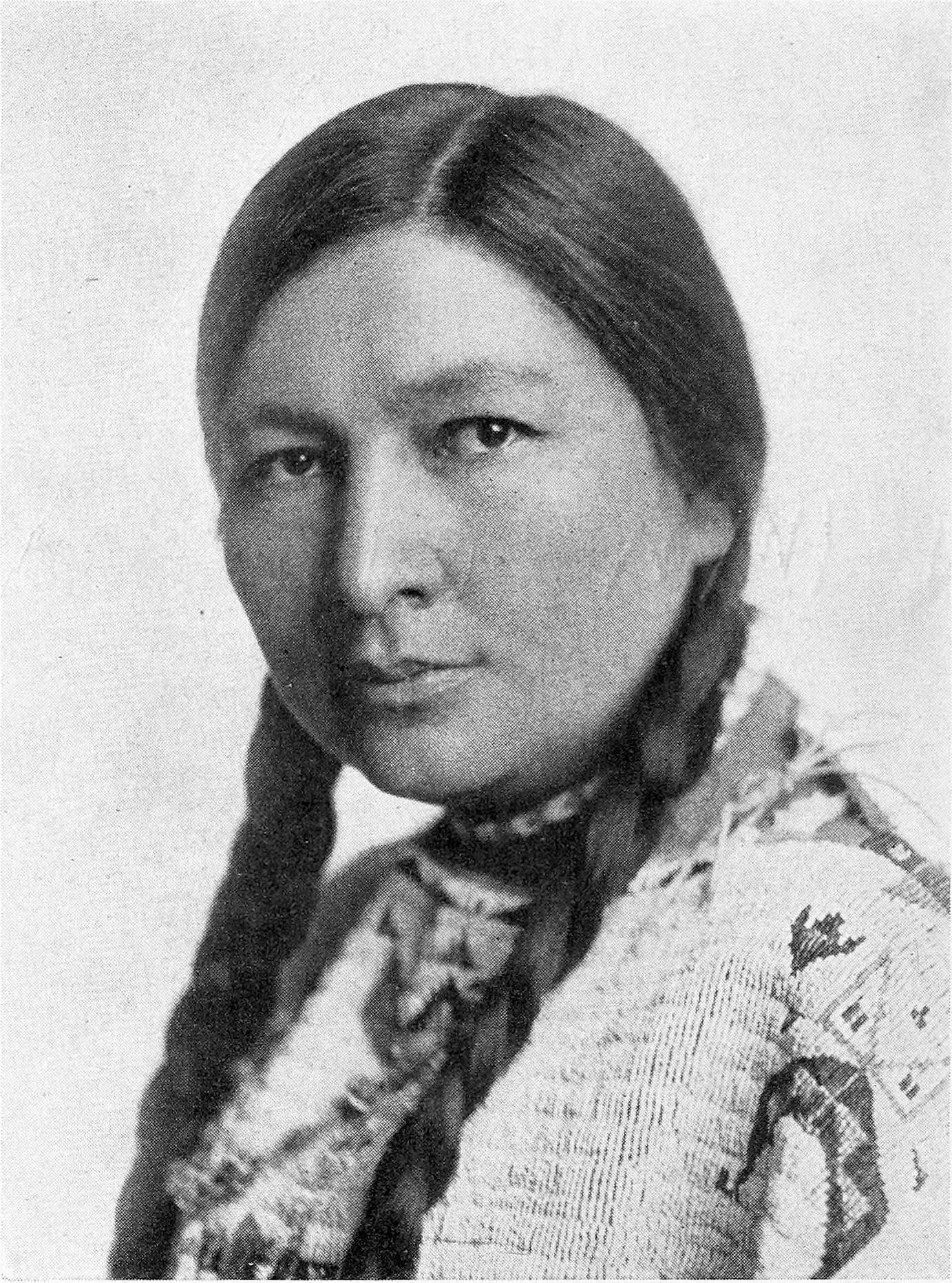 Zitkála-Šá (Gertrude Simmons Bonnin) (image credits: wikimedia)