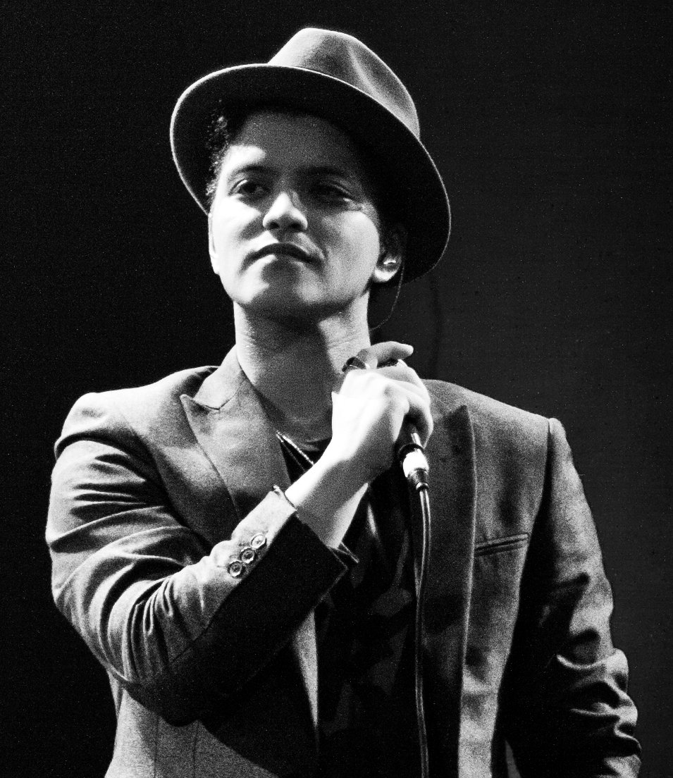 Bruno Mars (Real Name: Peter Gene Hernandez) (image credits: wikimedia)